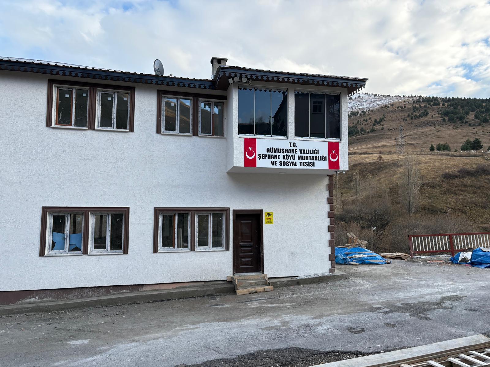 f252e012-a9dd-4131-8d10-9691f8096e34